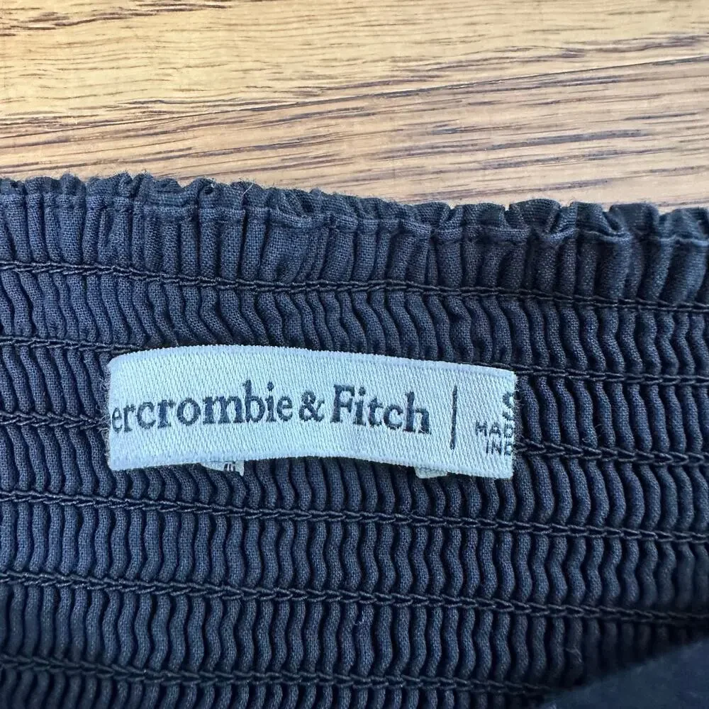 Abercrombie Black Cropped Smocked Puff Sleeve Blouse